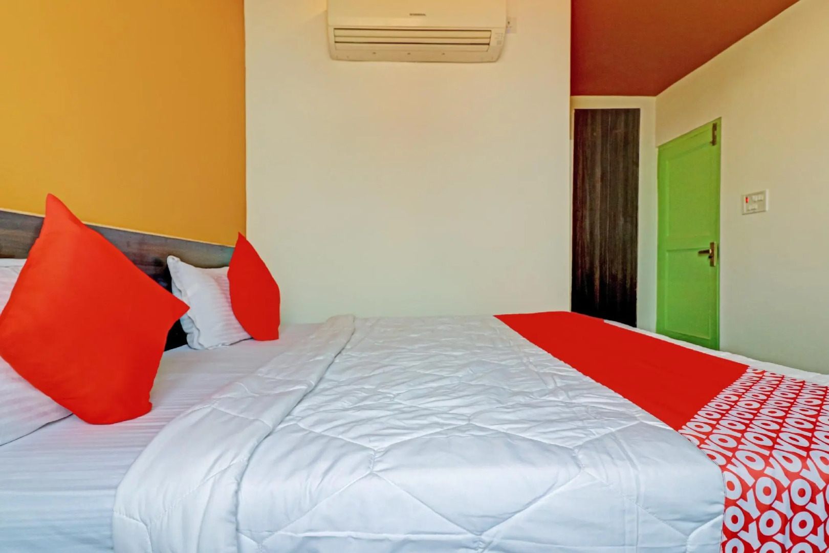 OYO ALG061 Tr Haweli Family Restaurant