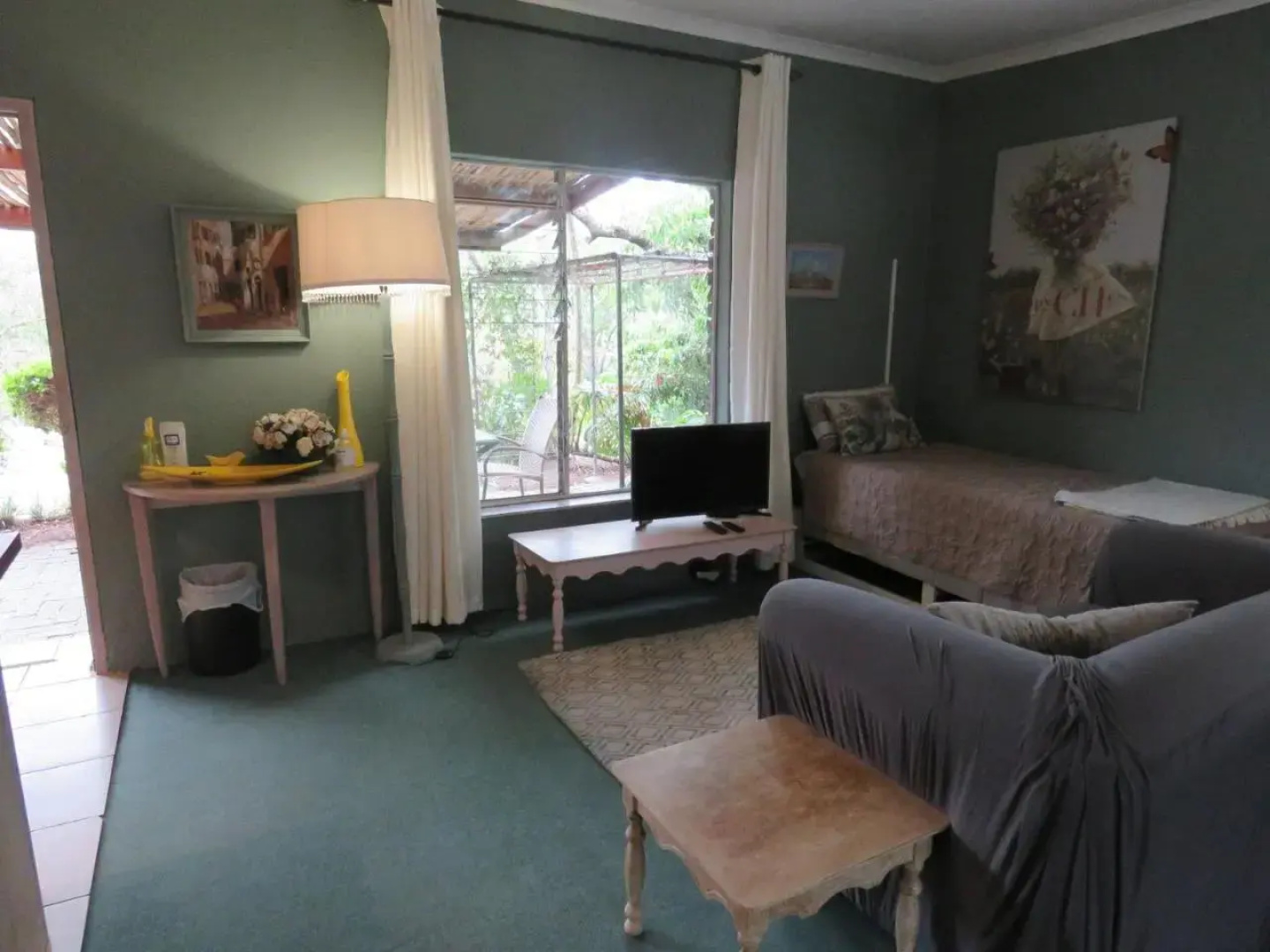 Nightjar Guest Lodge