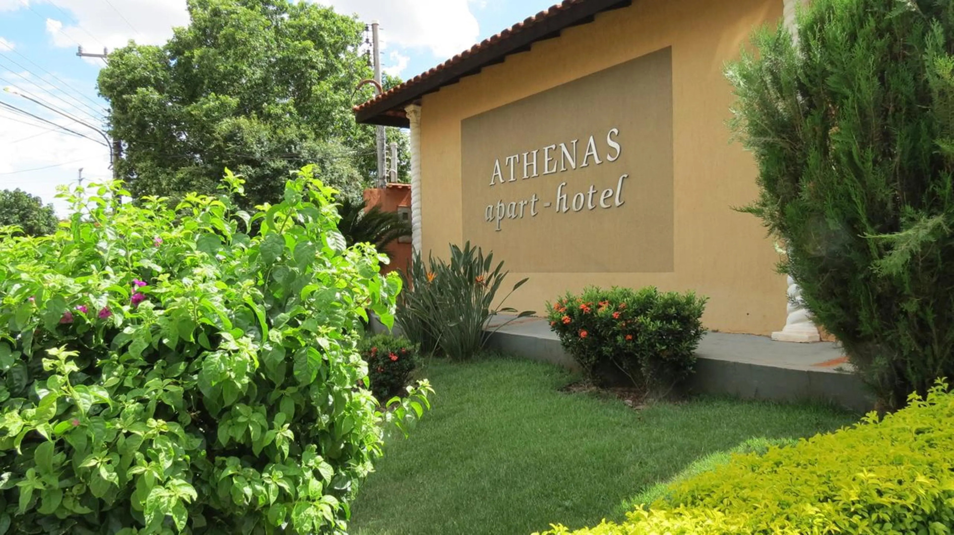 Athenas Apart Hotel