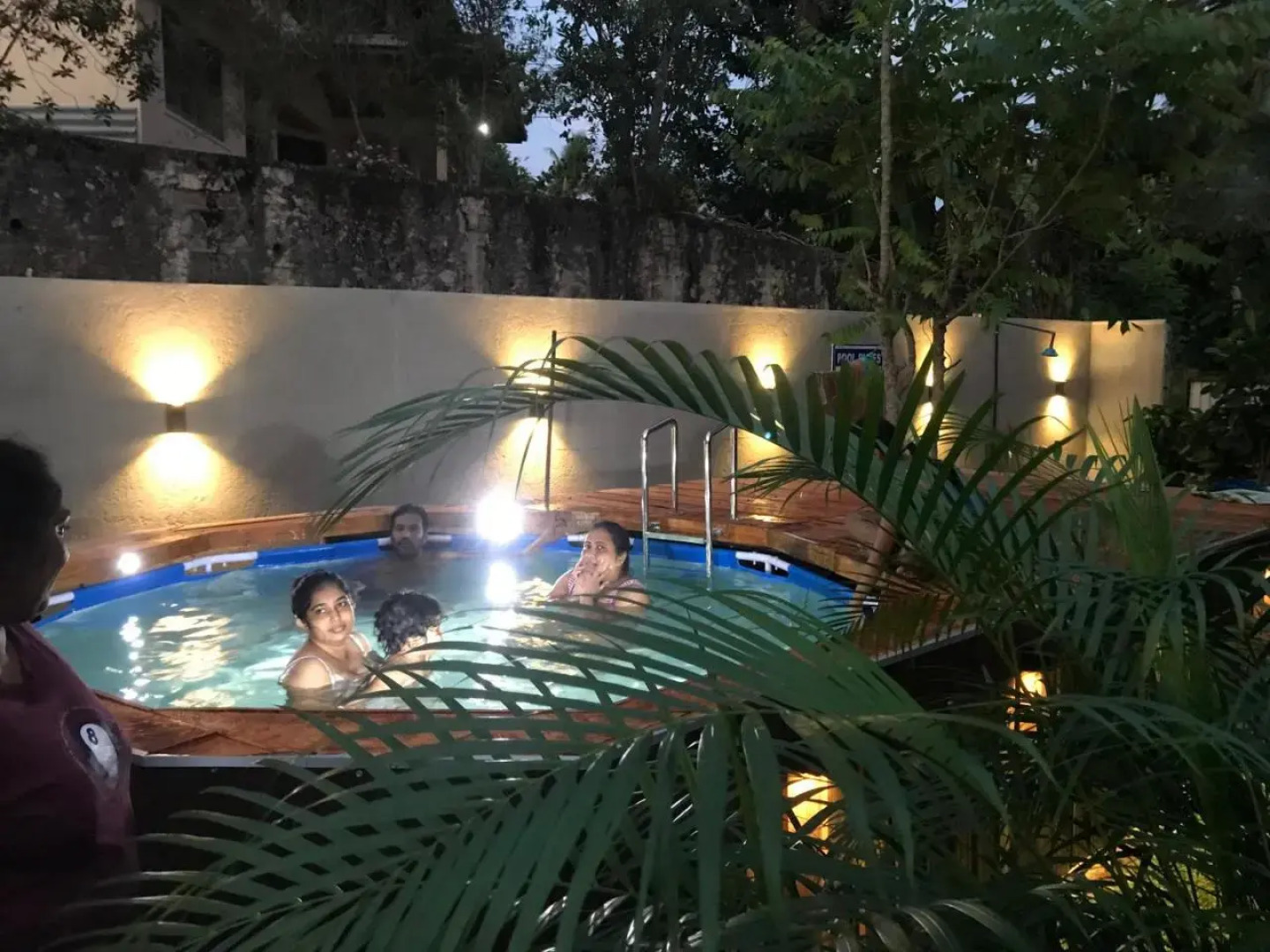 Green Leaves Garden - Pinnawala