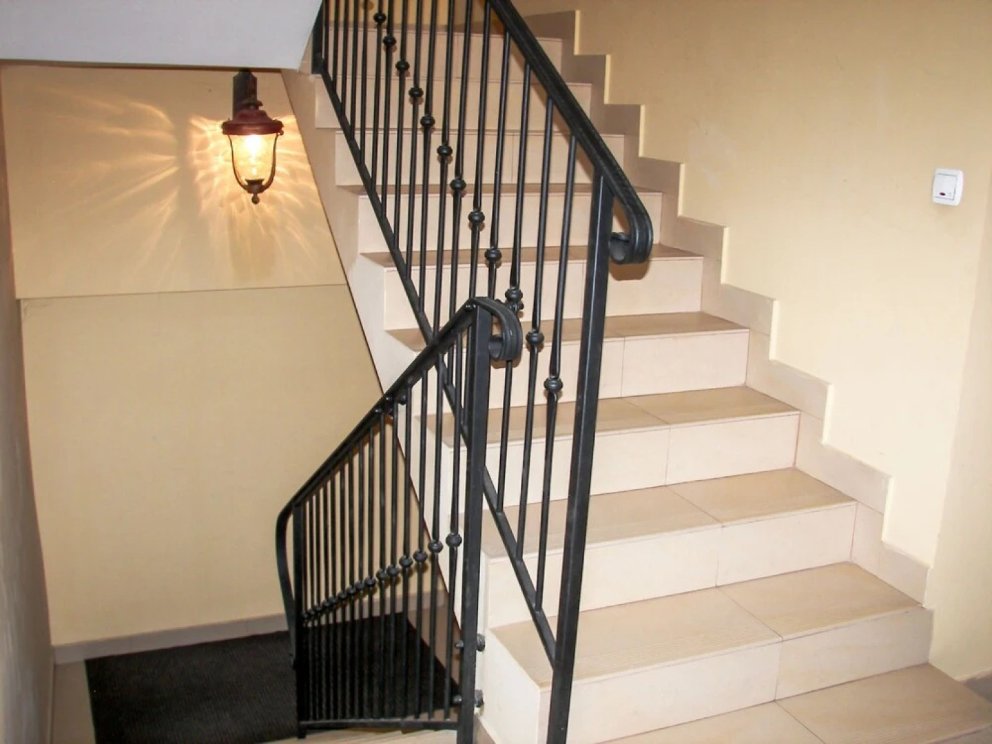 a cut a cut in a cut