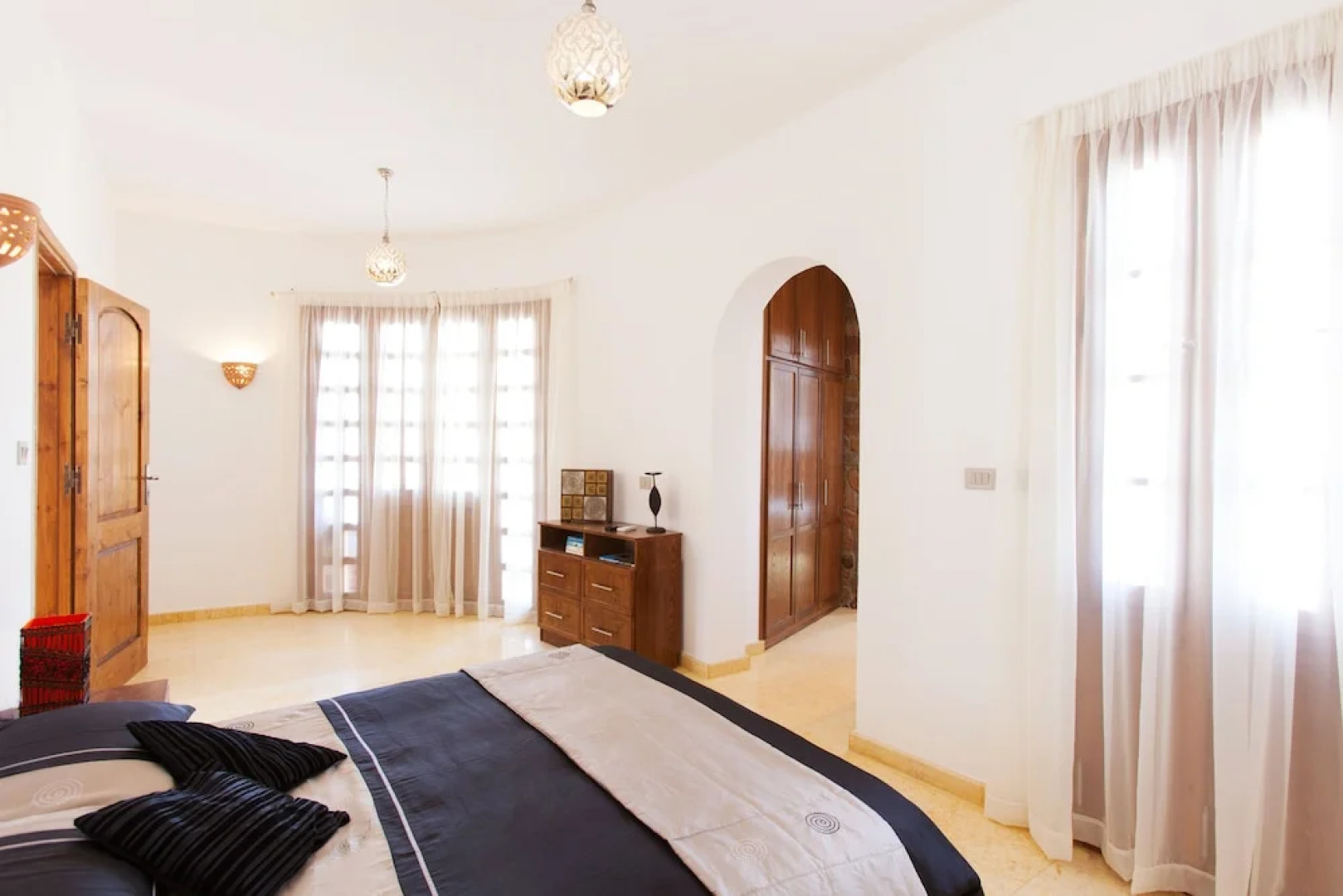 Red Rock Luxury Apartments