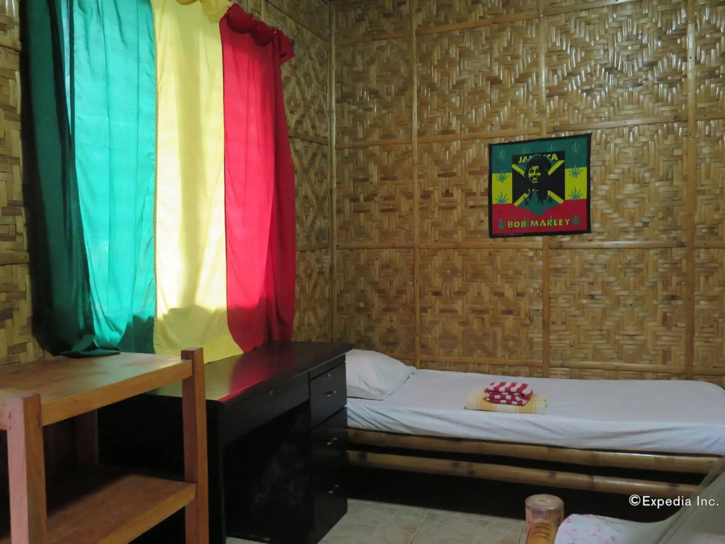 Mystic Divers Guesthouse