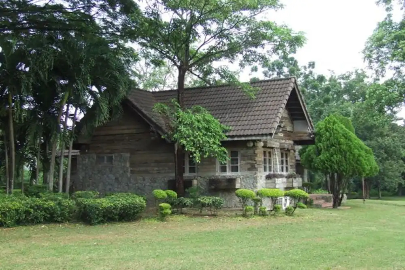 Sawang Resort Golf Club and Hotel