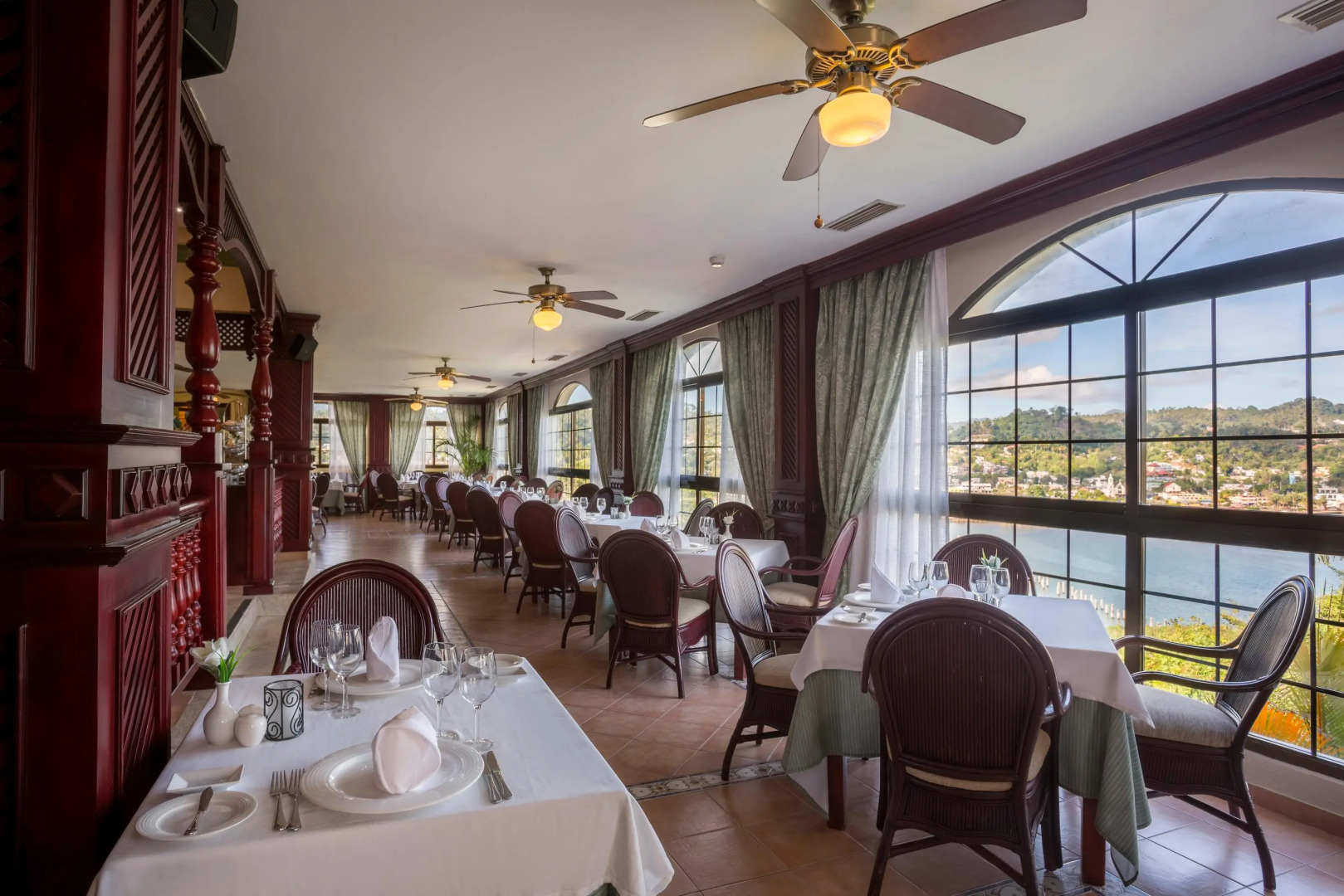 Eurostars Grand Cayacoa