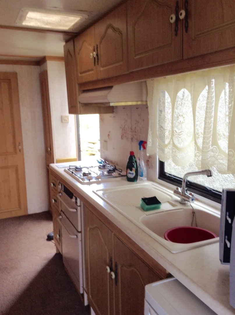 Ayres Rock Hostel & Campsite