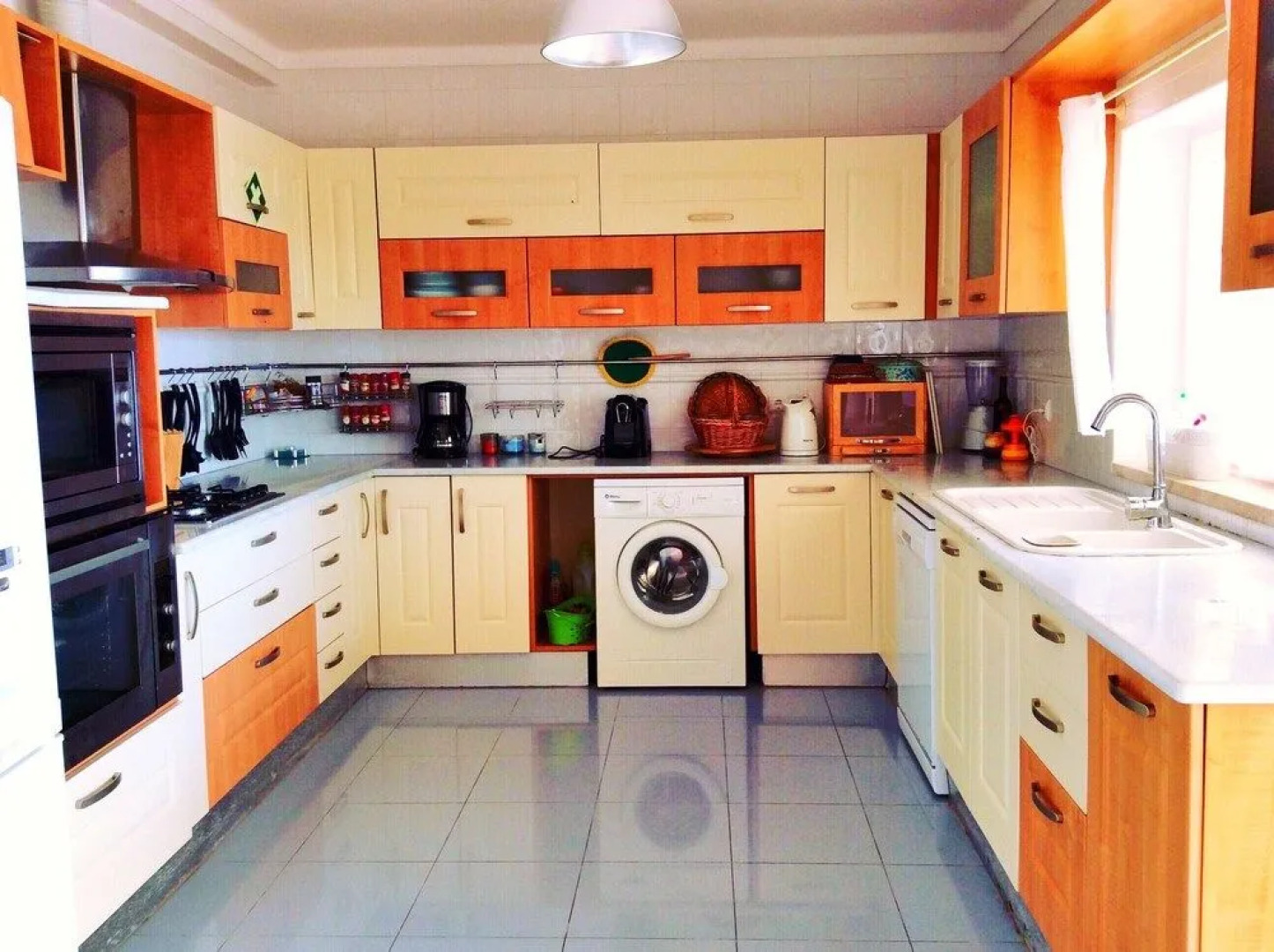 Freesurf Camp Hostel