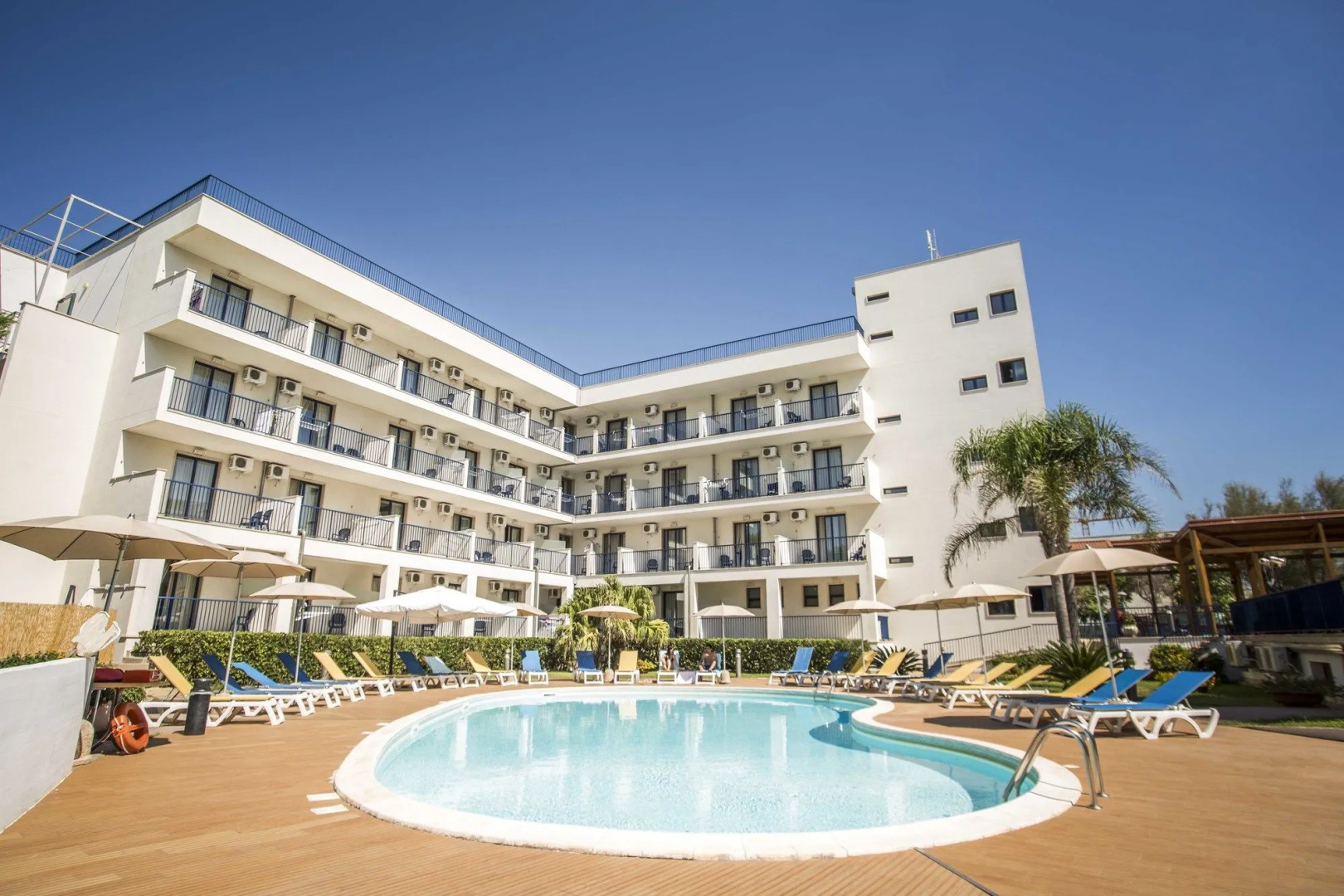 Ticho's Greenblu Hotel