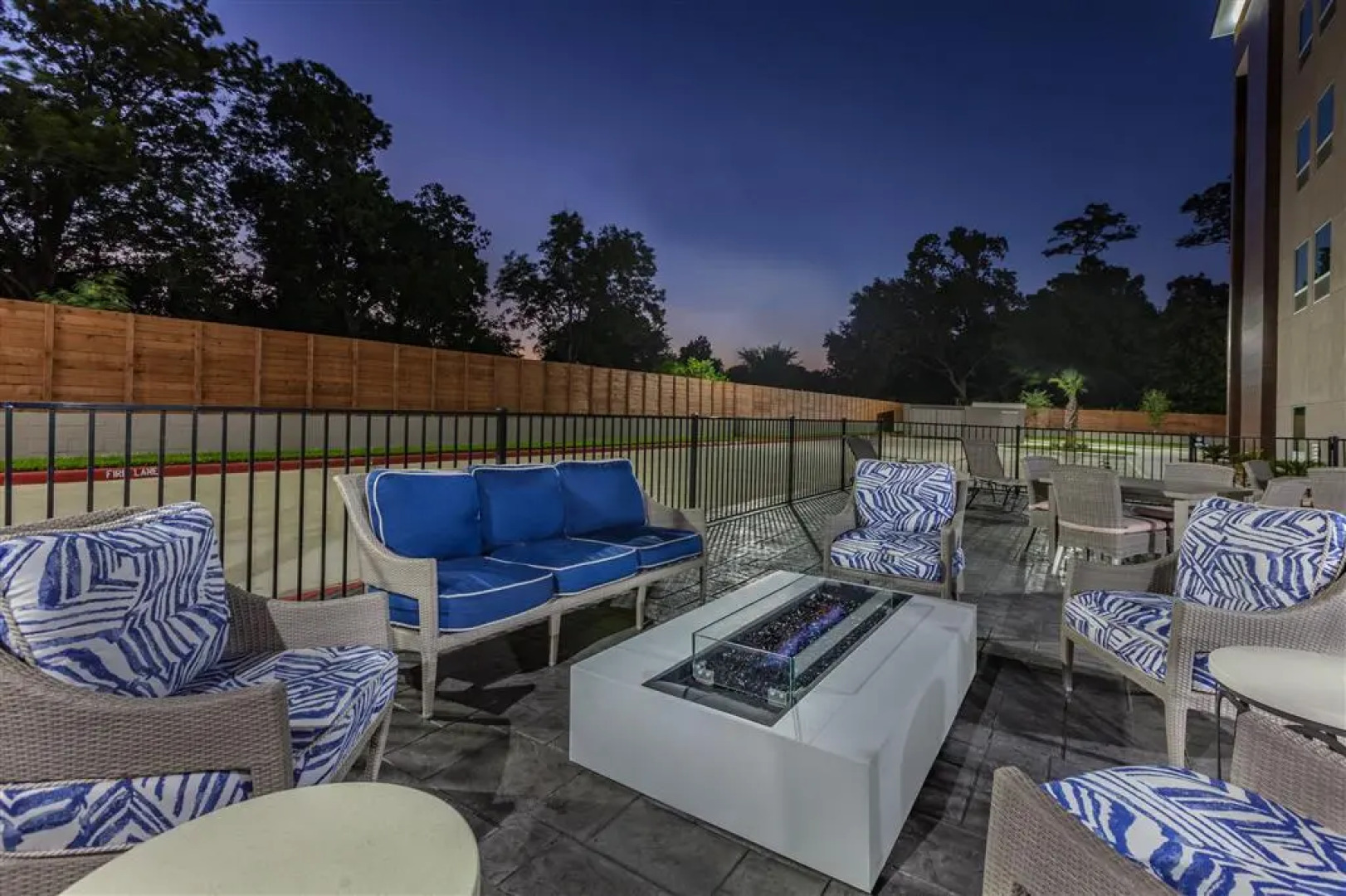 La Quinta Inn & Suites by Wyndham Houston East at Sheldon Rd