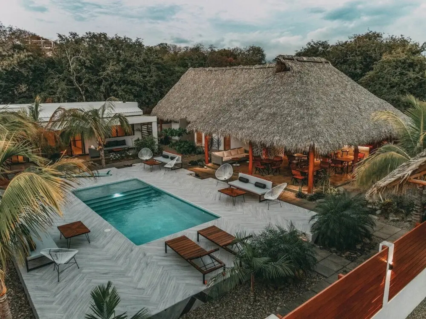 El Pez Surf Hotel