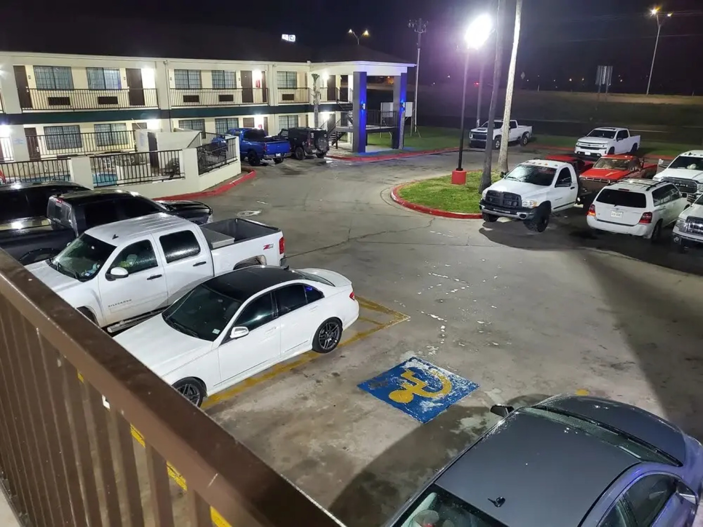 Americas Best Value Inn & Suites Raymondville