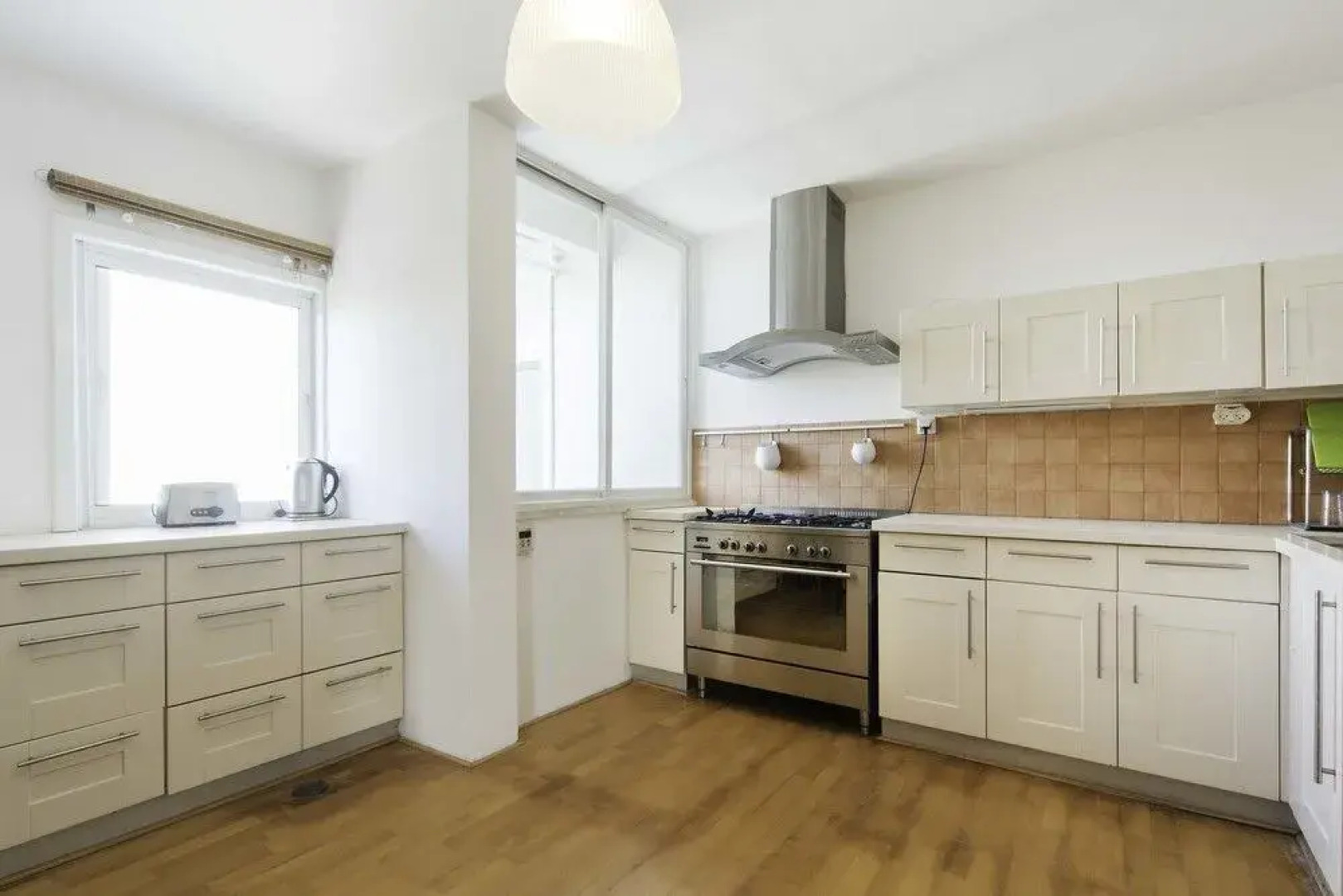 Sea N' Rent - Kdoshei Ha'Shoa