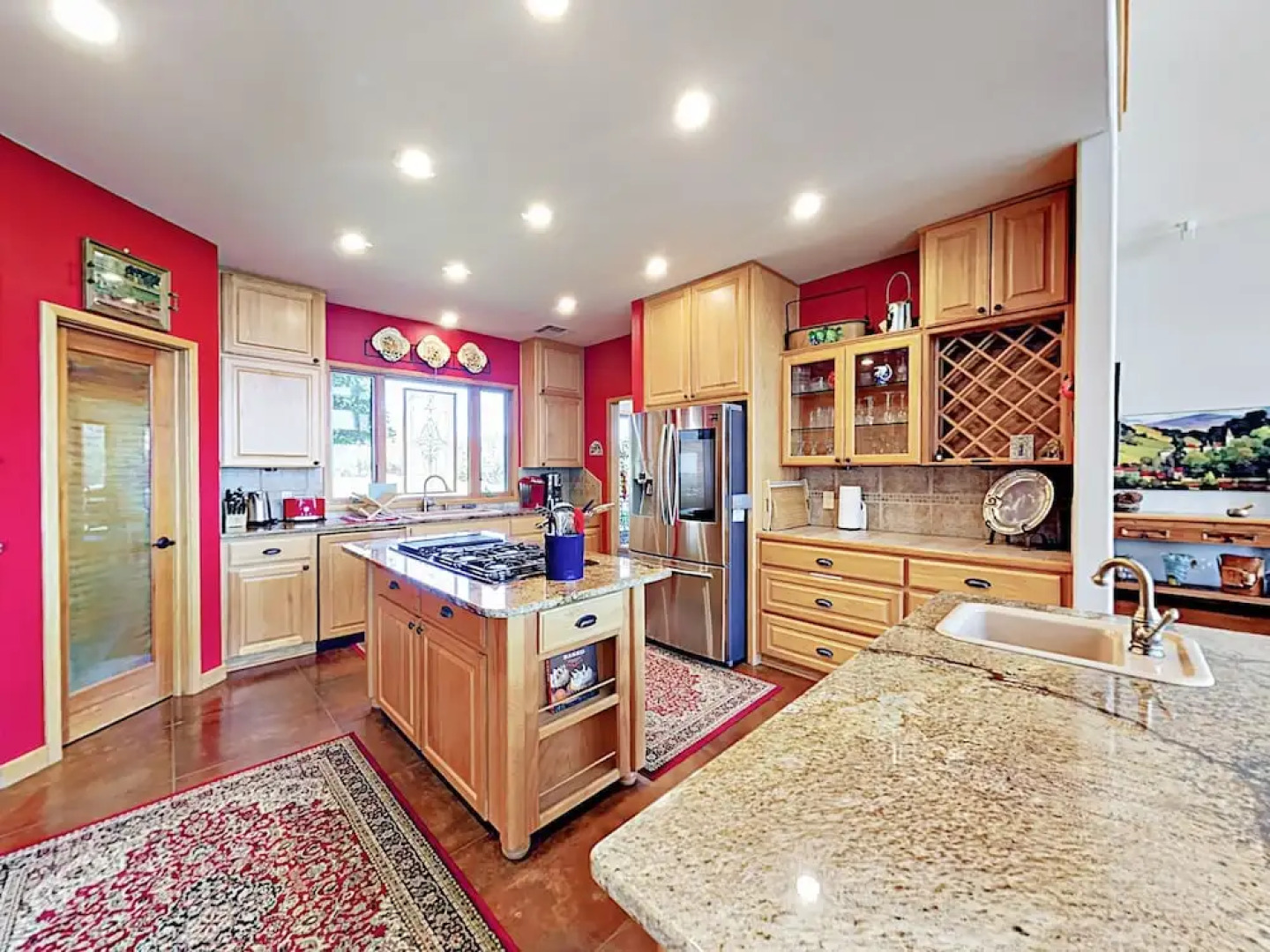 206 Vista Hermosa Home - 3 Br home by RedAwning