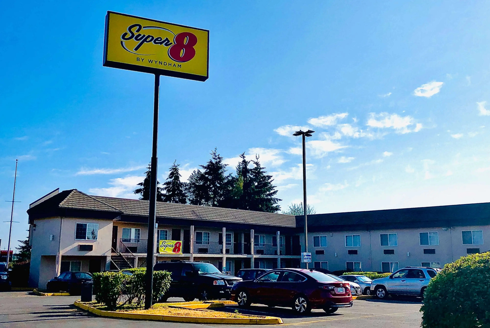 Super 8 Lynnwood