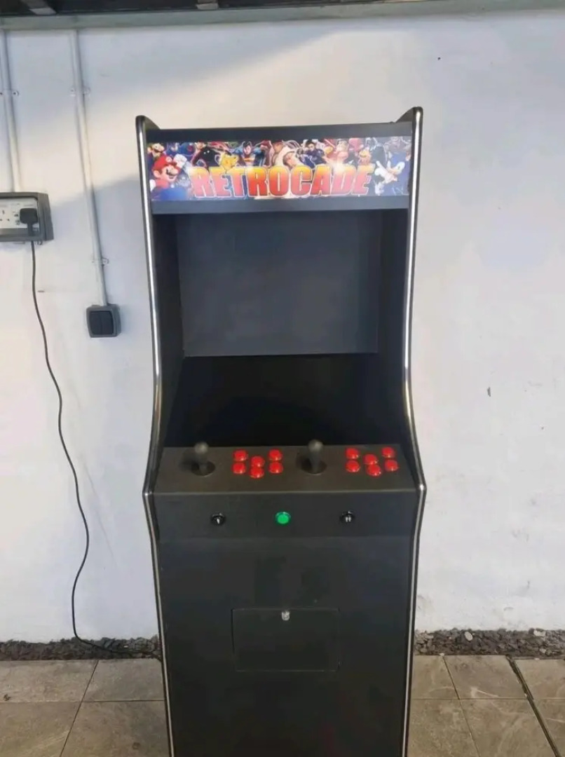 Brackendale Luxury Townhouse, hot Tub,sauna, Games