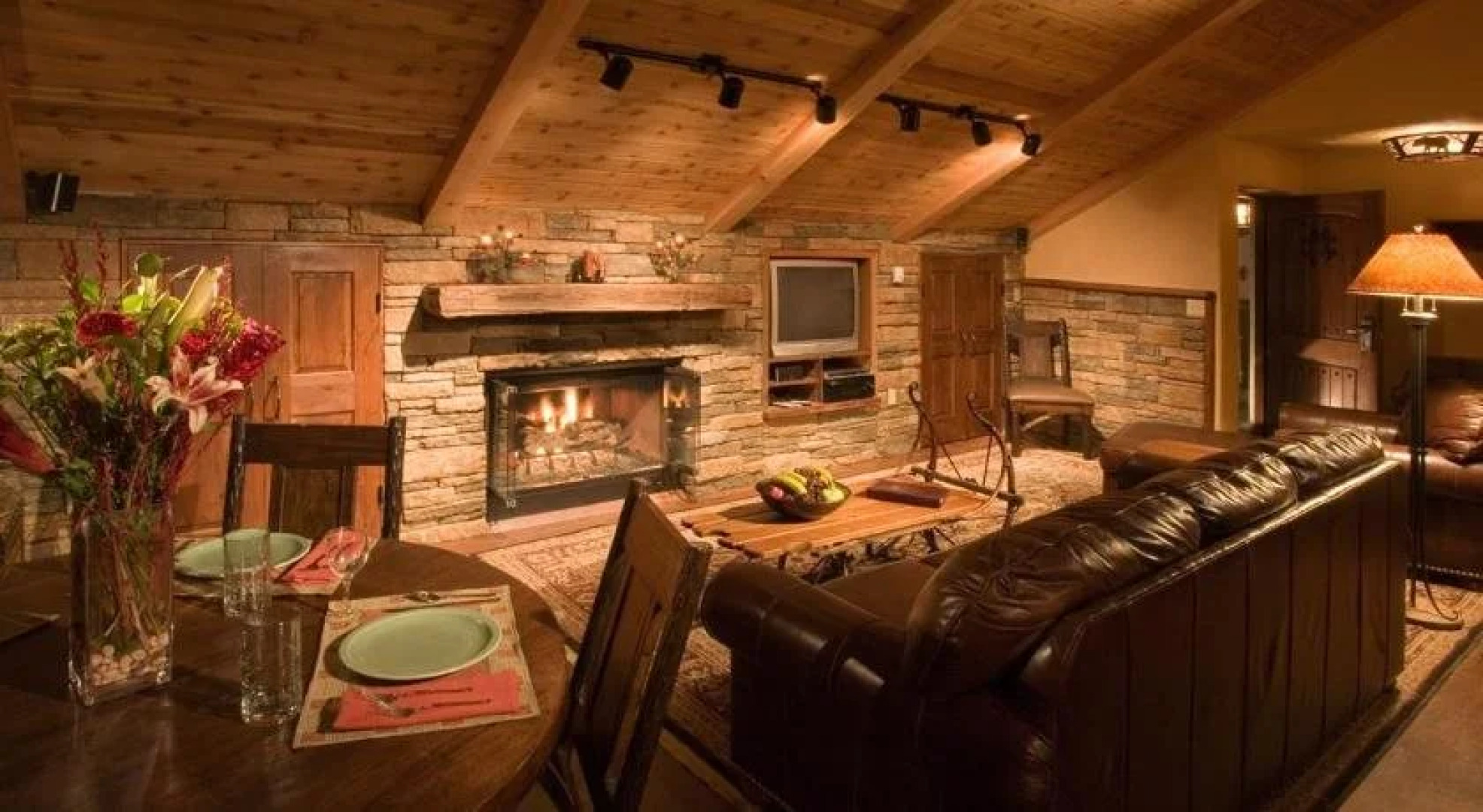 Alpine Village Suites