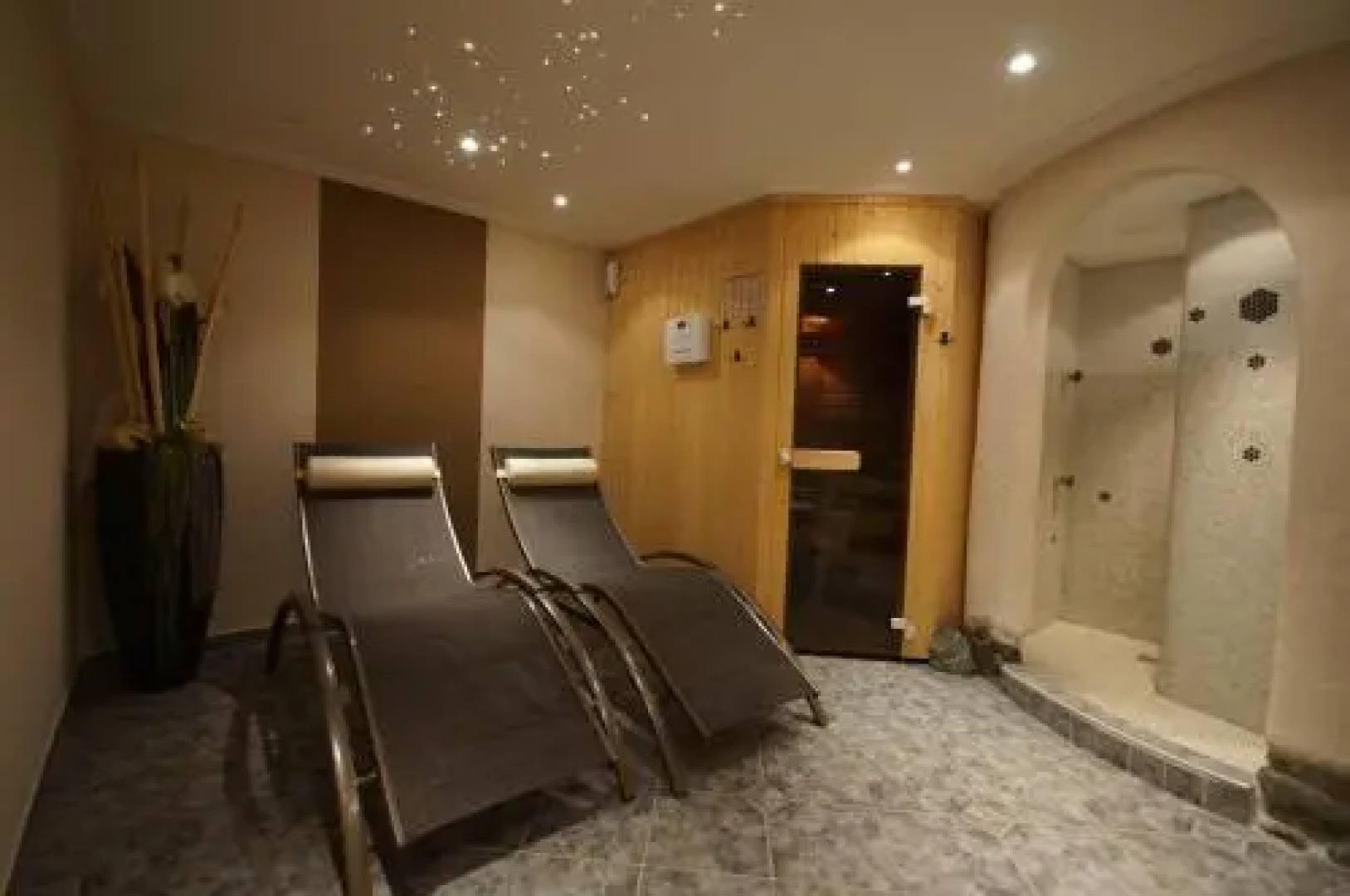 Appartement Sabrina & Gasthaus Alpenfriede