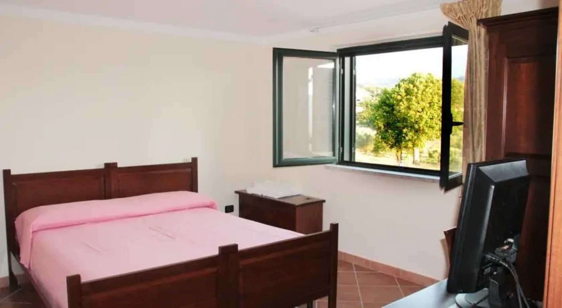 San Nicola il sole Counrty House