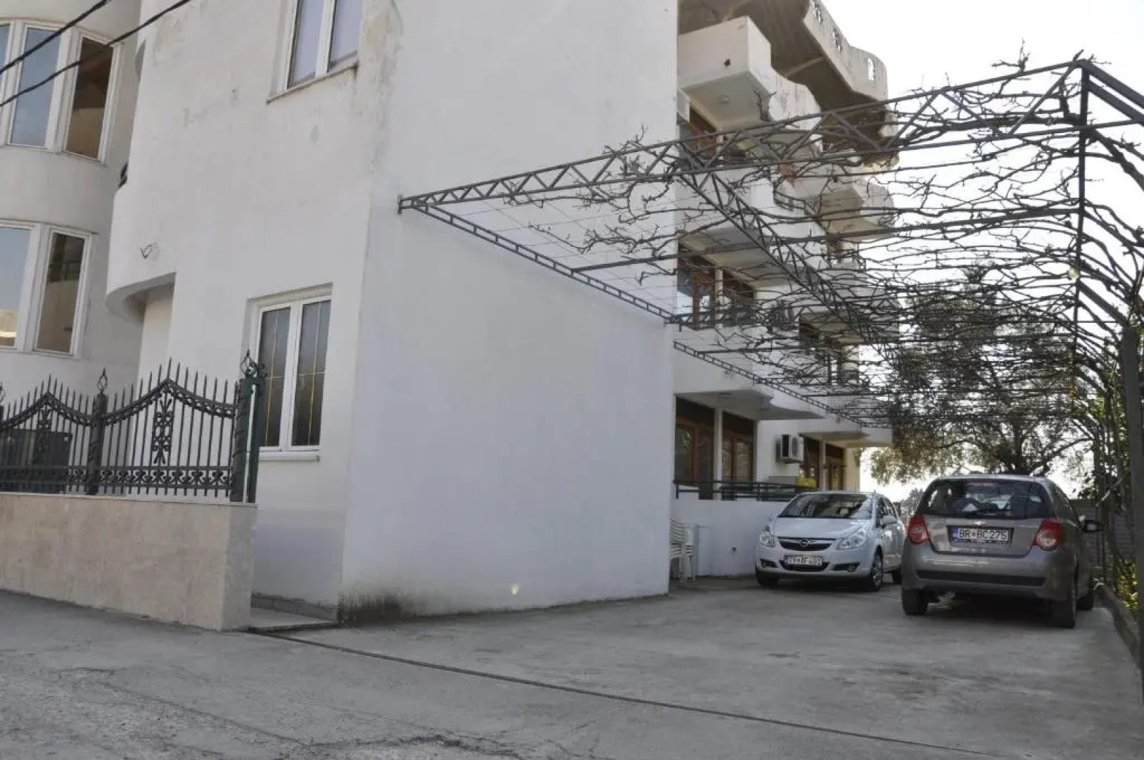 Rooms & Apartments Anka