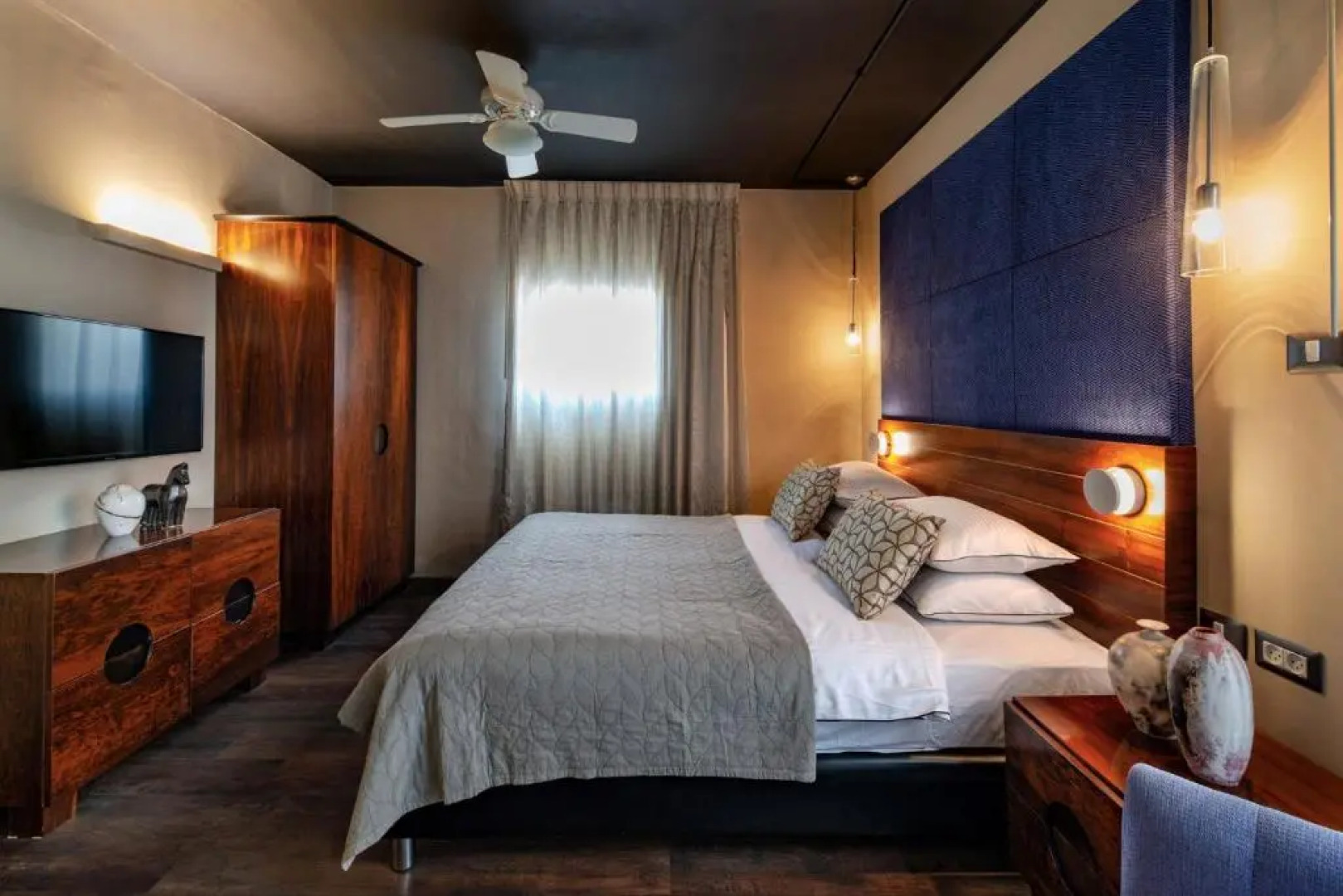 PLAY Seaport Suite Hotel TLV