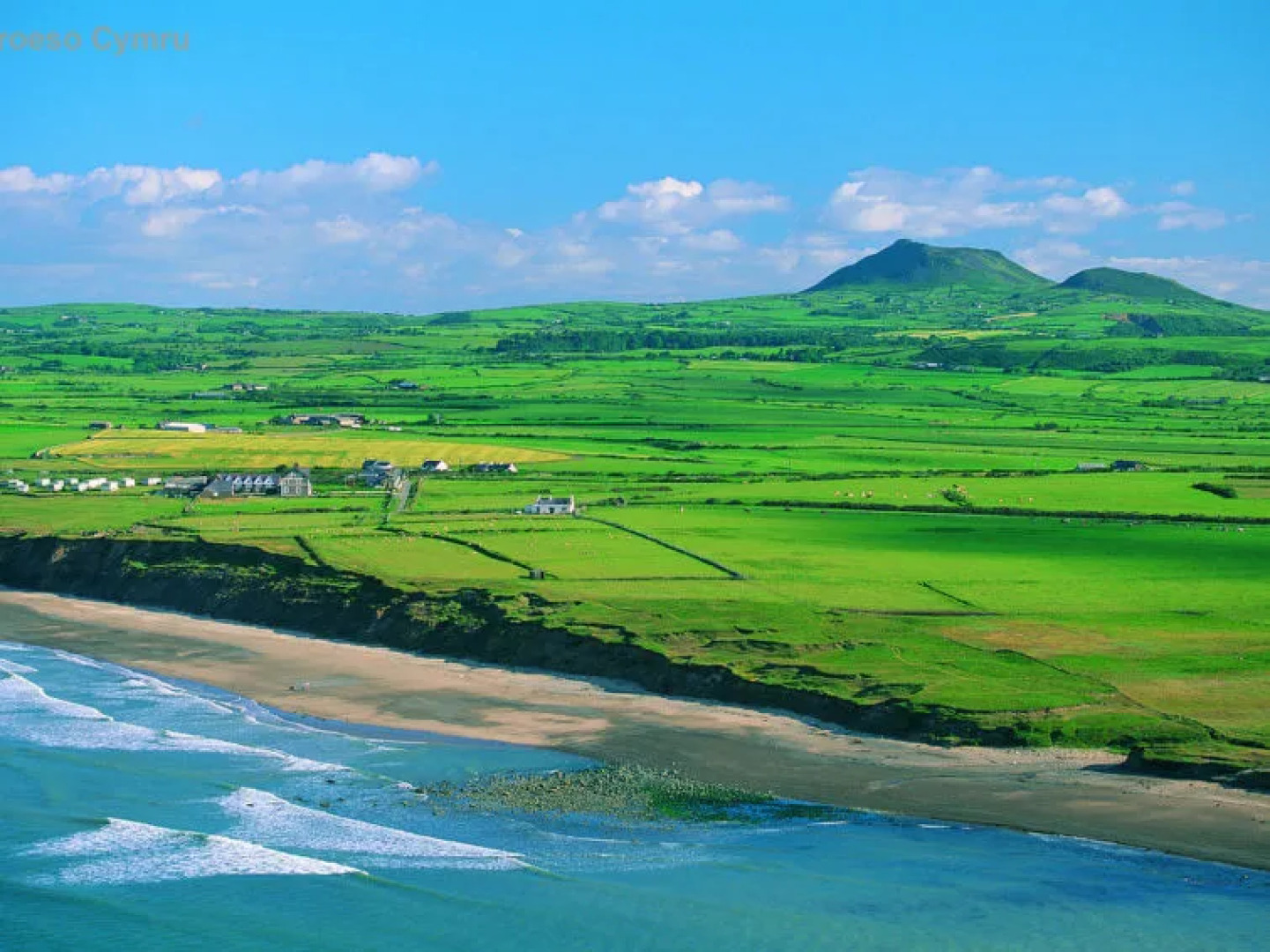 Holiday Home Sgubor y Rhyd