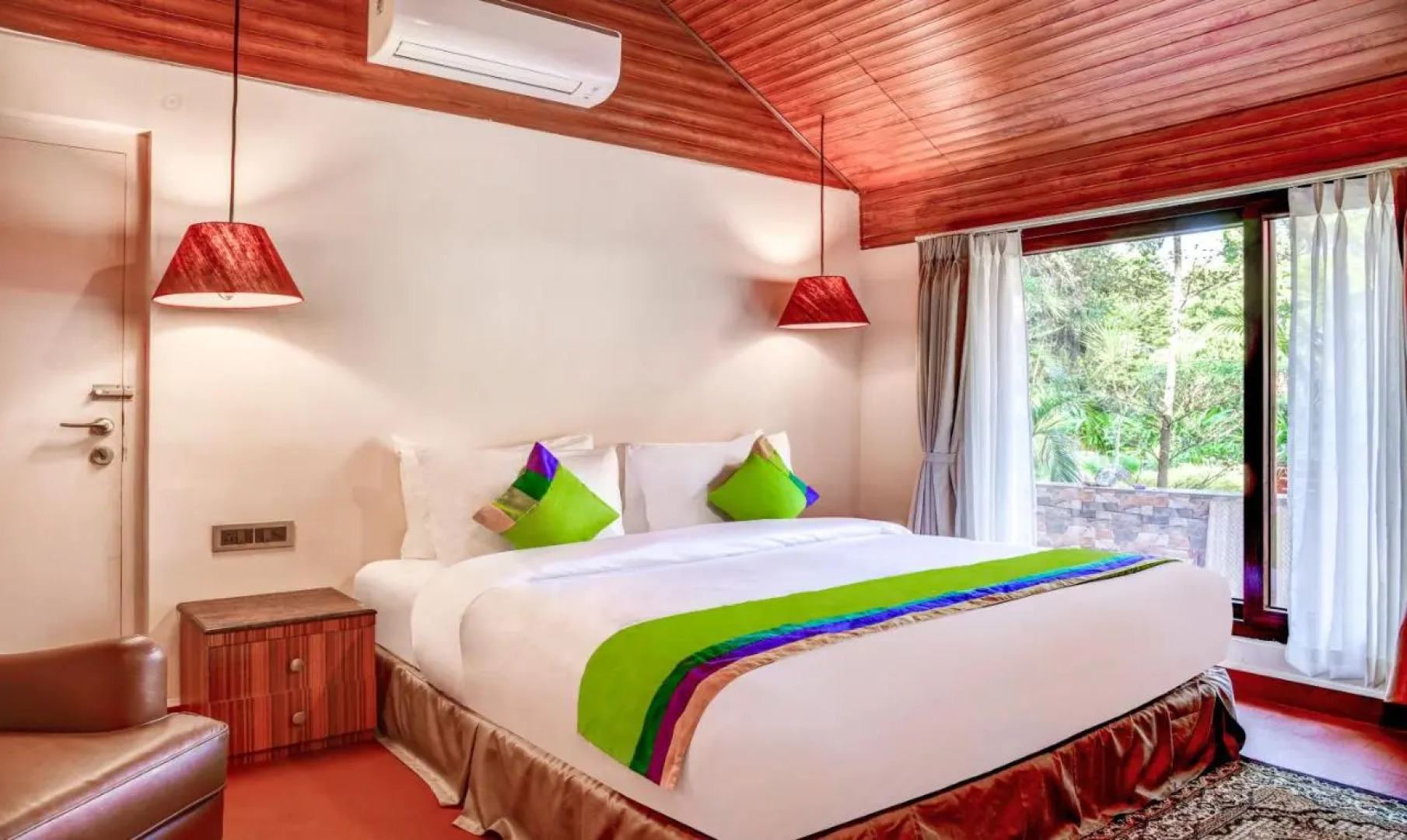 Treebo Premium Blue Mountain Country Club And Resort