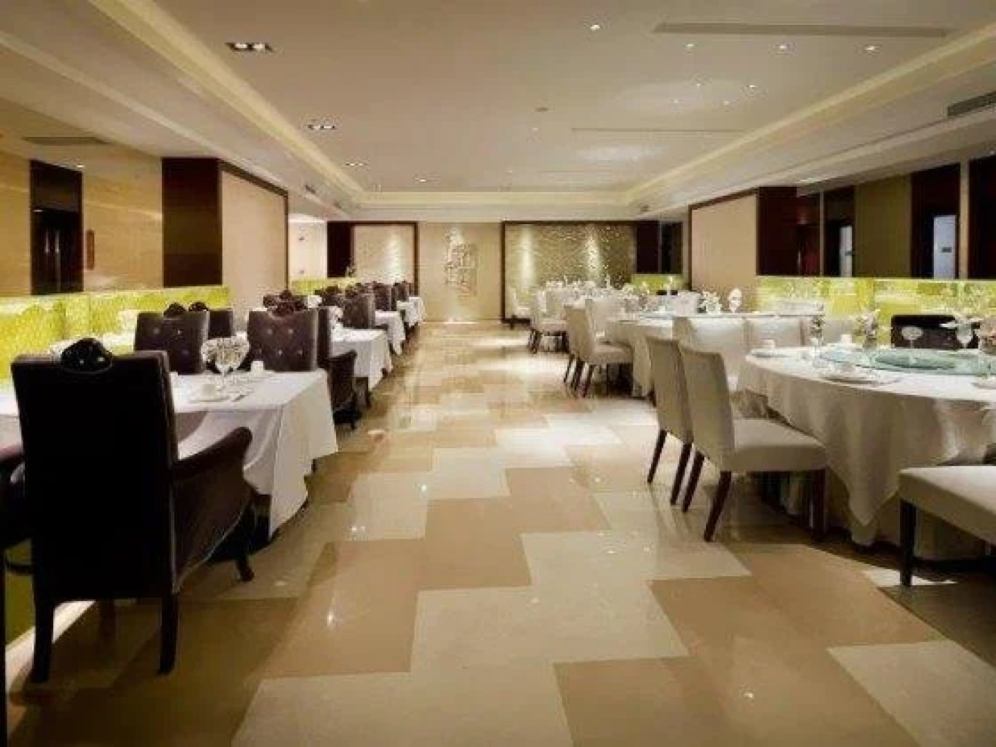 Wenjing International Hotel