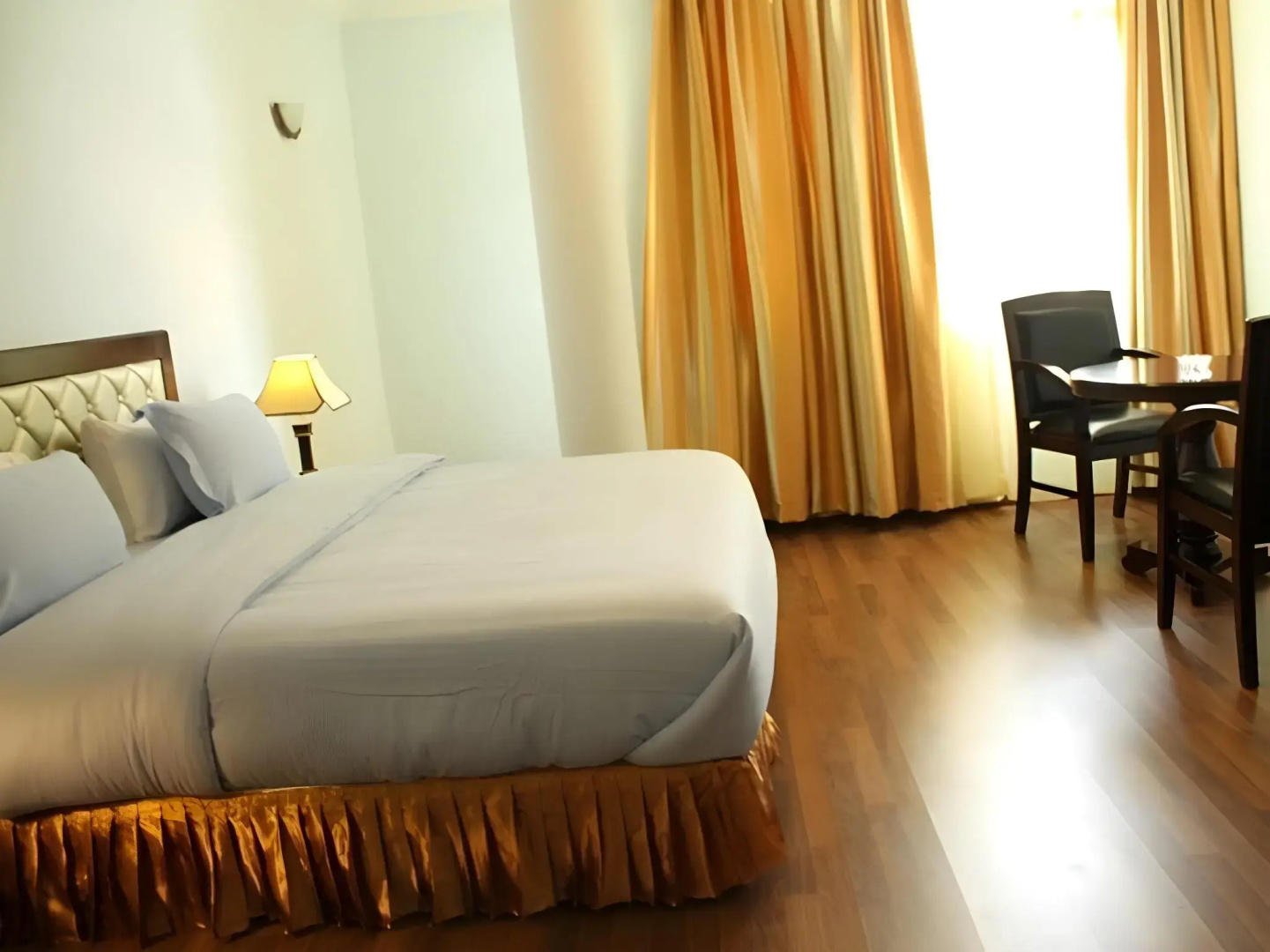 Oasis Hotel Apartment