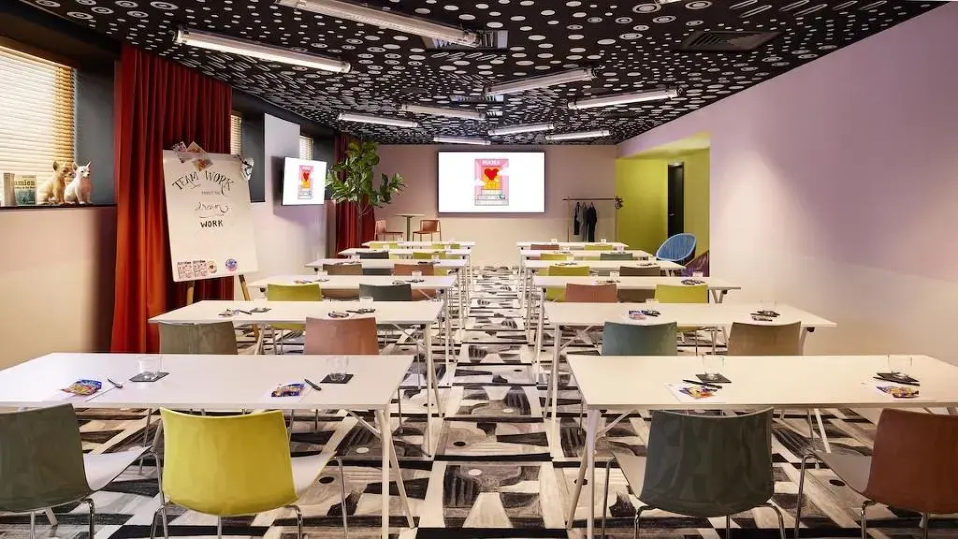 Mama Shelter Paris La Défense