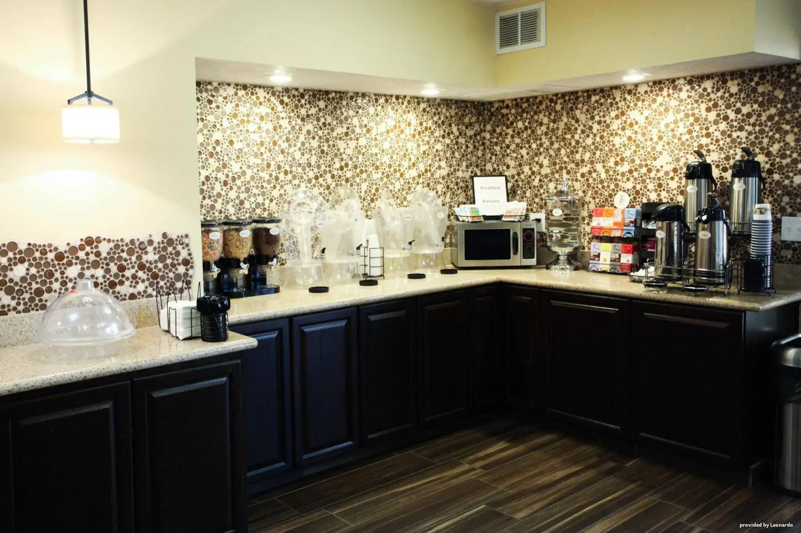 Best Western El Rey Inn Suites