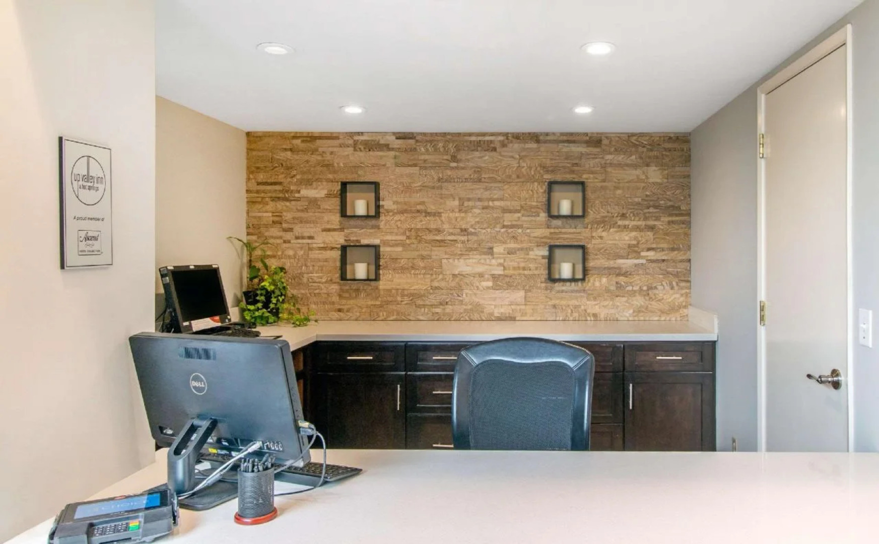 UpValley Inn & Hot Springs Napa Valley, an Ascend Collection Hotel