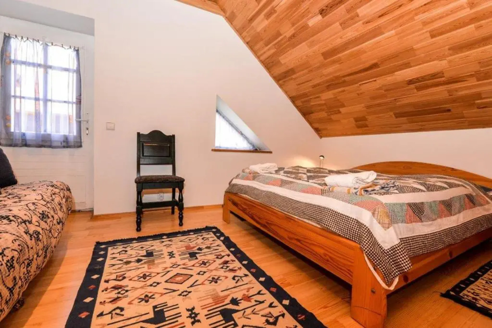 Apartamentas ''Jūratė'' 6-8 asmenims su sauna, privačiu kiemeliu prie jachtklubo.