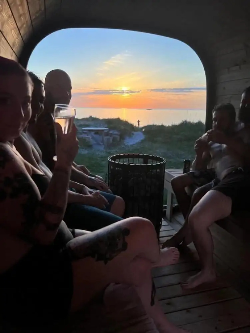 Midnattsol Rom Og Hytter