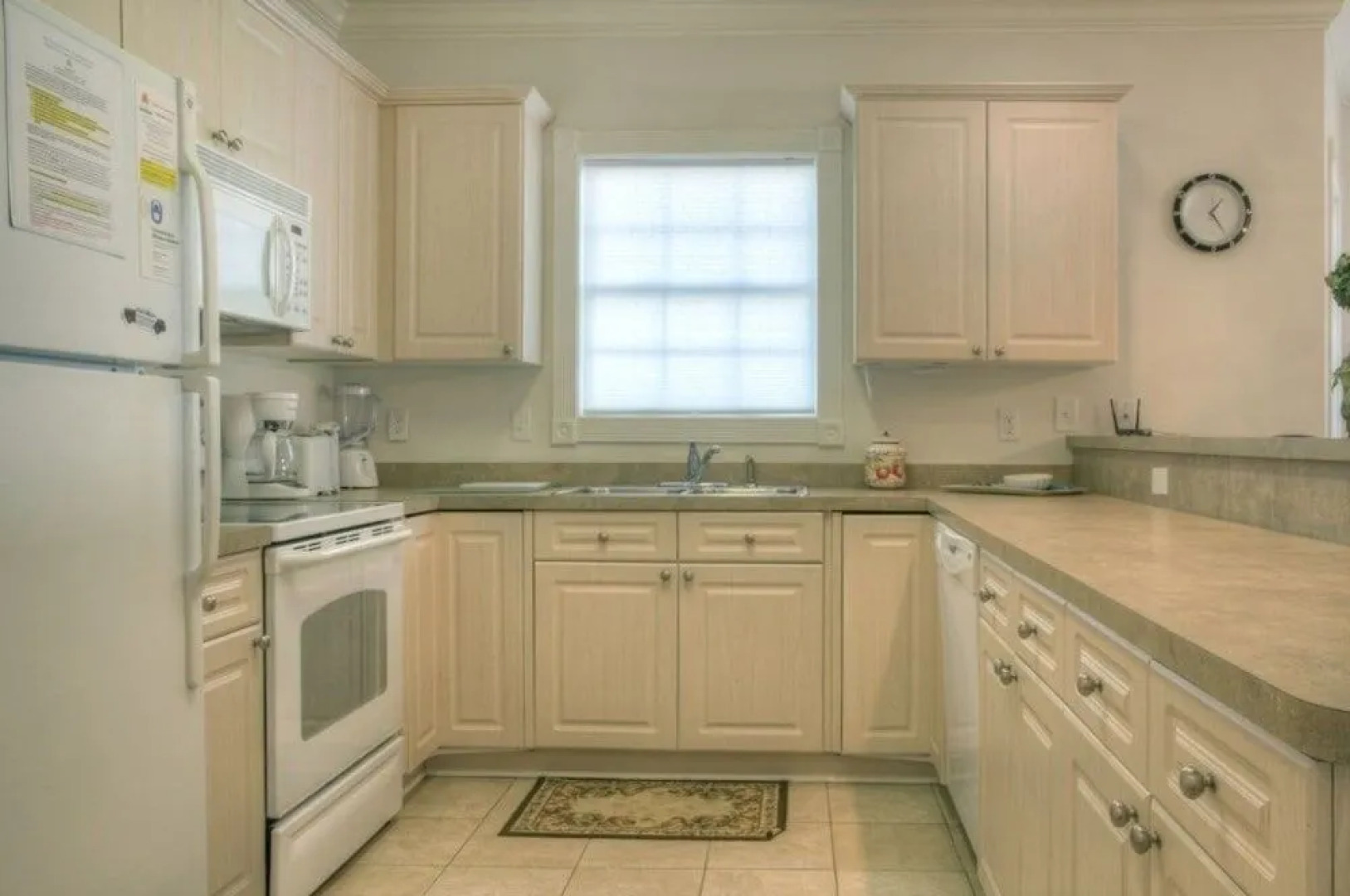 Magnolia Pointe 101 4828 by RedAwning