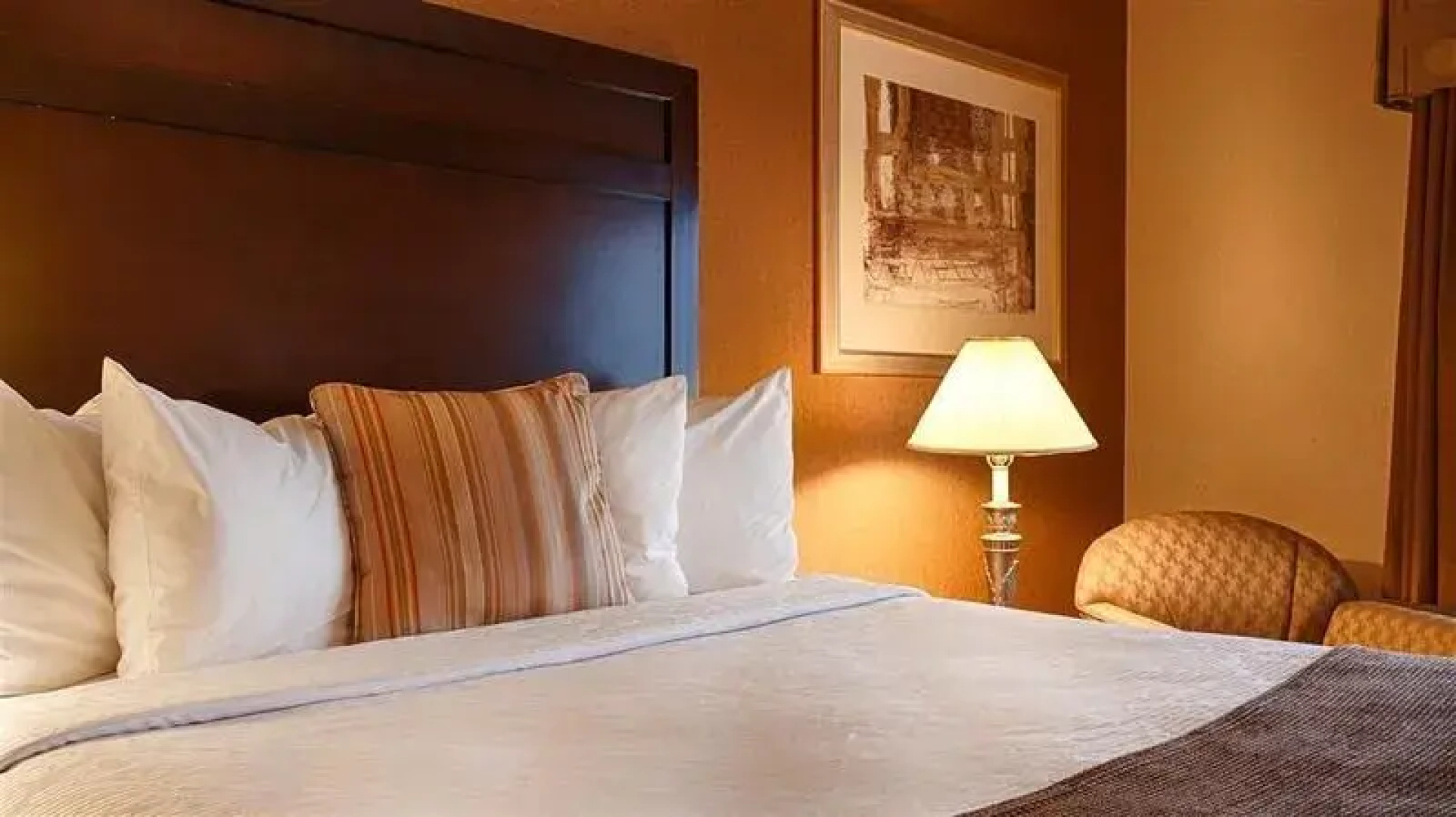 Best Western Plus the Inn of Lackawanna
