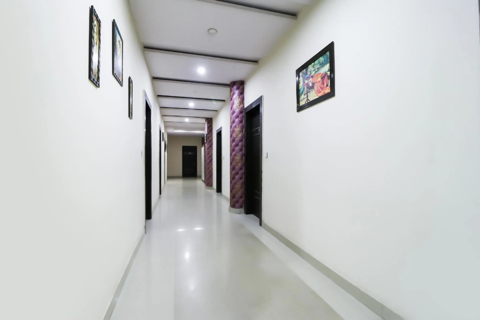 OYO 60255 Hotel Mayur
