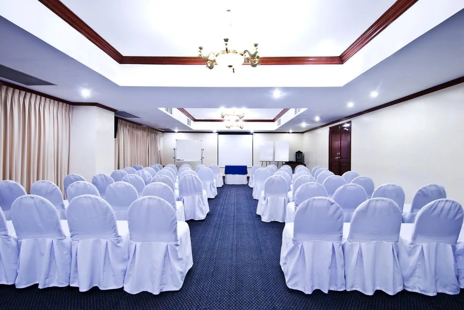 Berjaya Makati Hotel