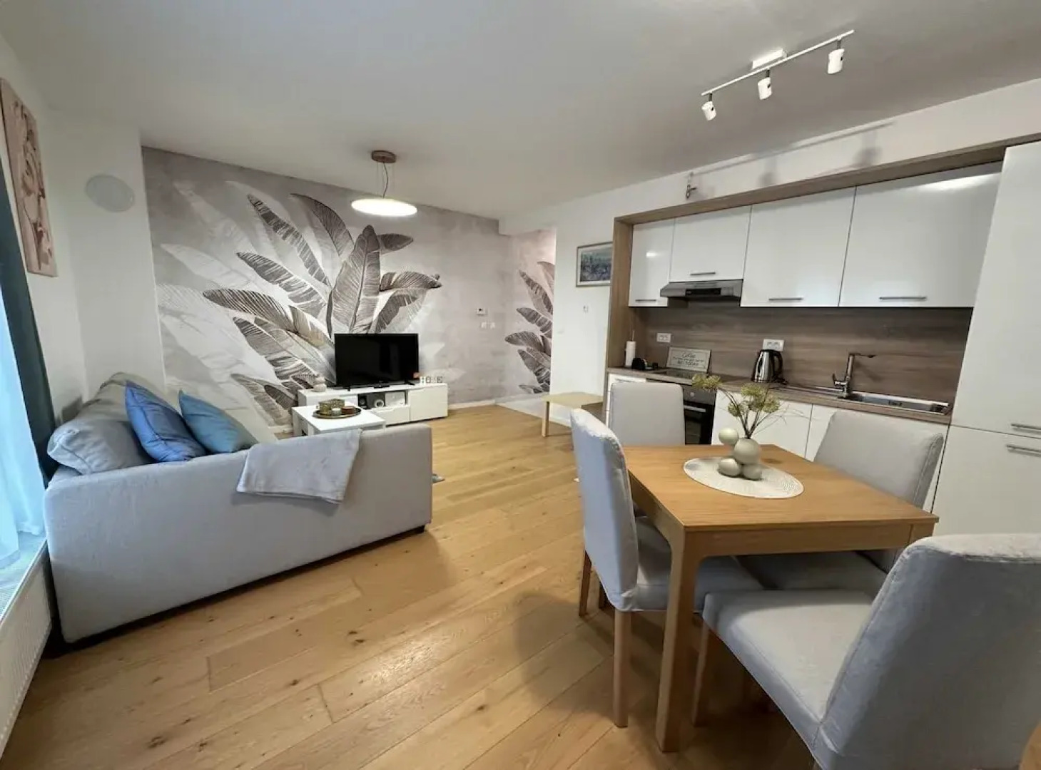 Cozy Retreat in Krapinske Toplice: Comfort and Prime Location With Private Parking