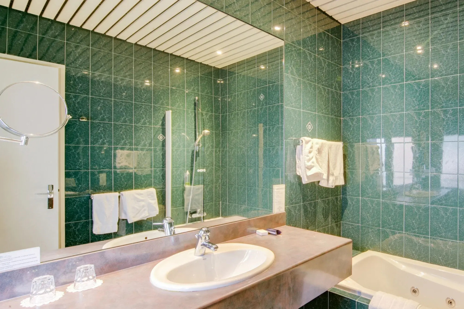 Brit Hotel Le Royal - Troyes