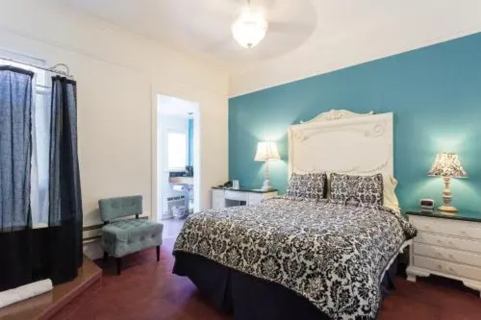 Panama Hotel & Restaurant