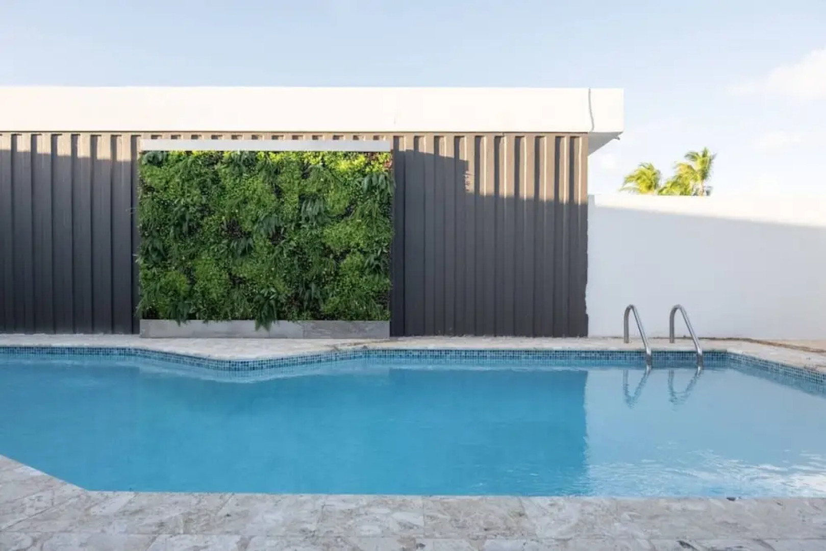 Vistamar Private Waterfront Home Pool