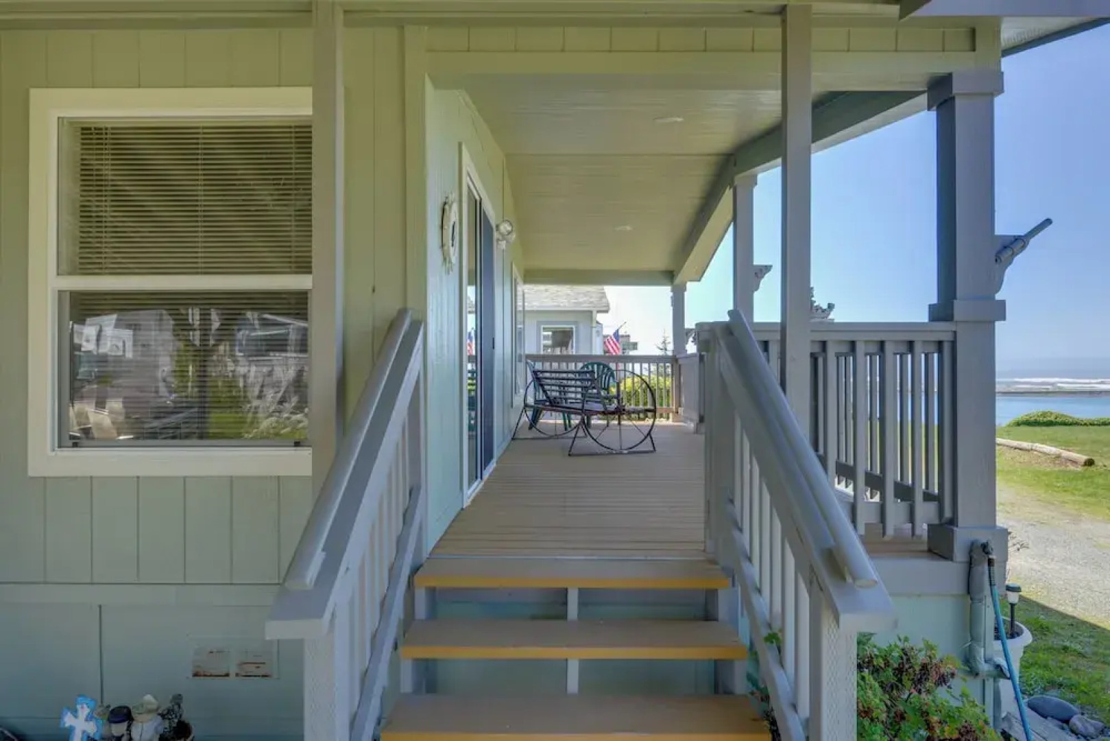 Smith River Home w/ Boat Launch & Ocean Views