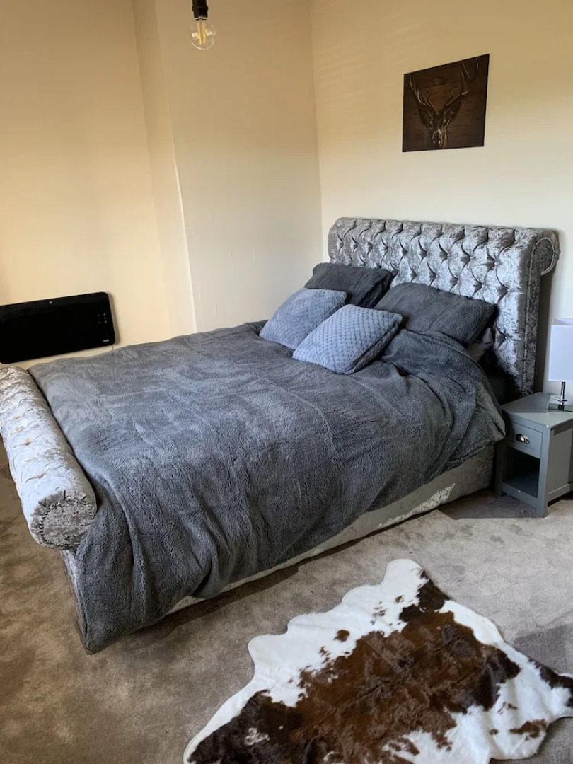 Captivating 1-bed Cottage in Halifax