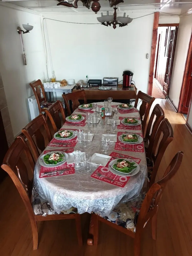 La Casa Guesthouse