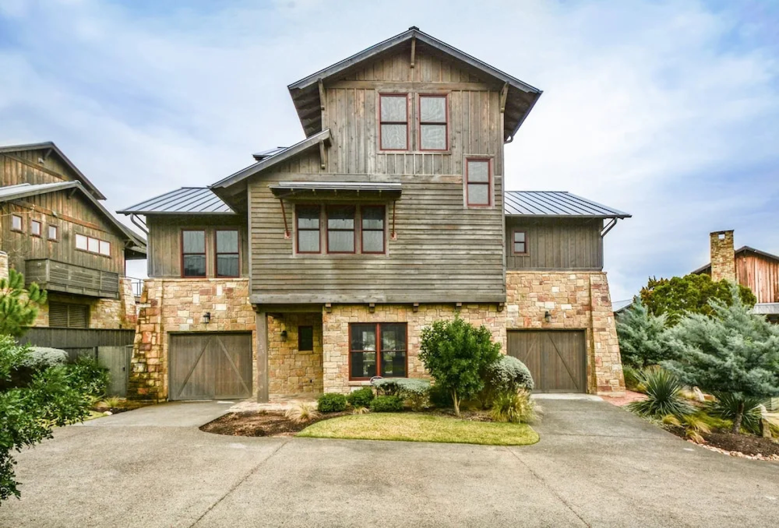 Villa at the Reserve at Lake Travis by RedAwning