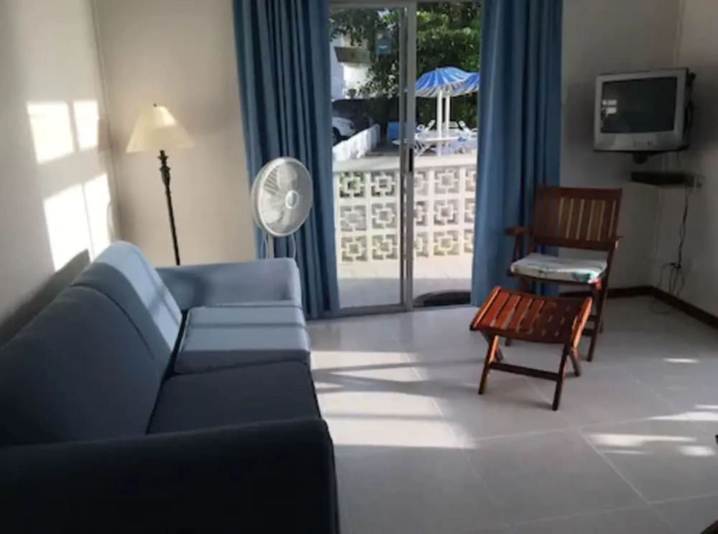 Nautilus Beach Apartments