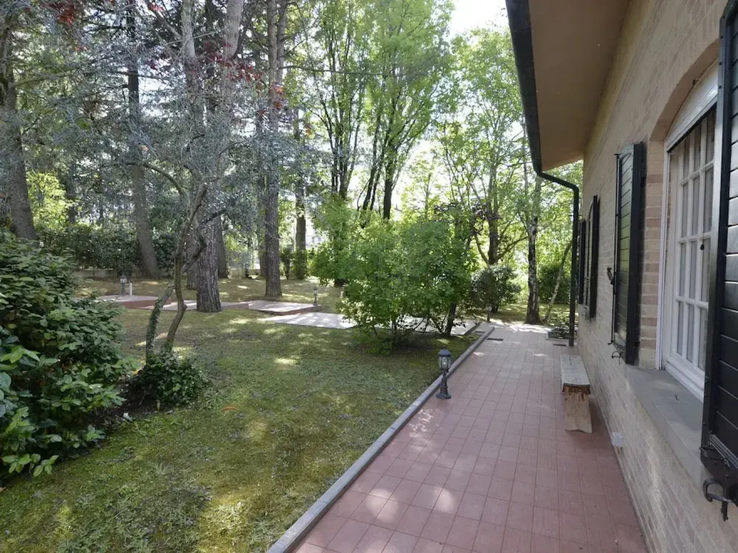 Gemmano's Villa With Pool and Vineyard