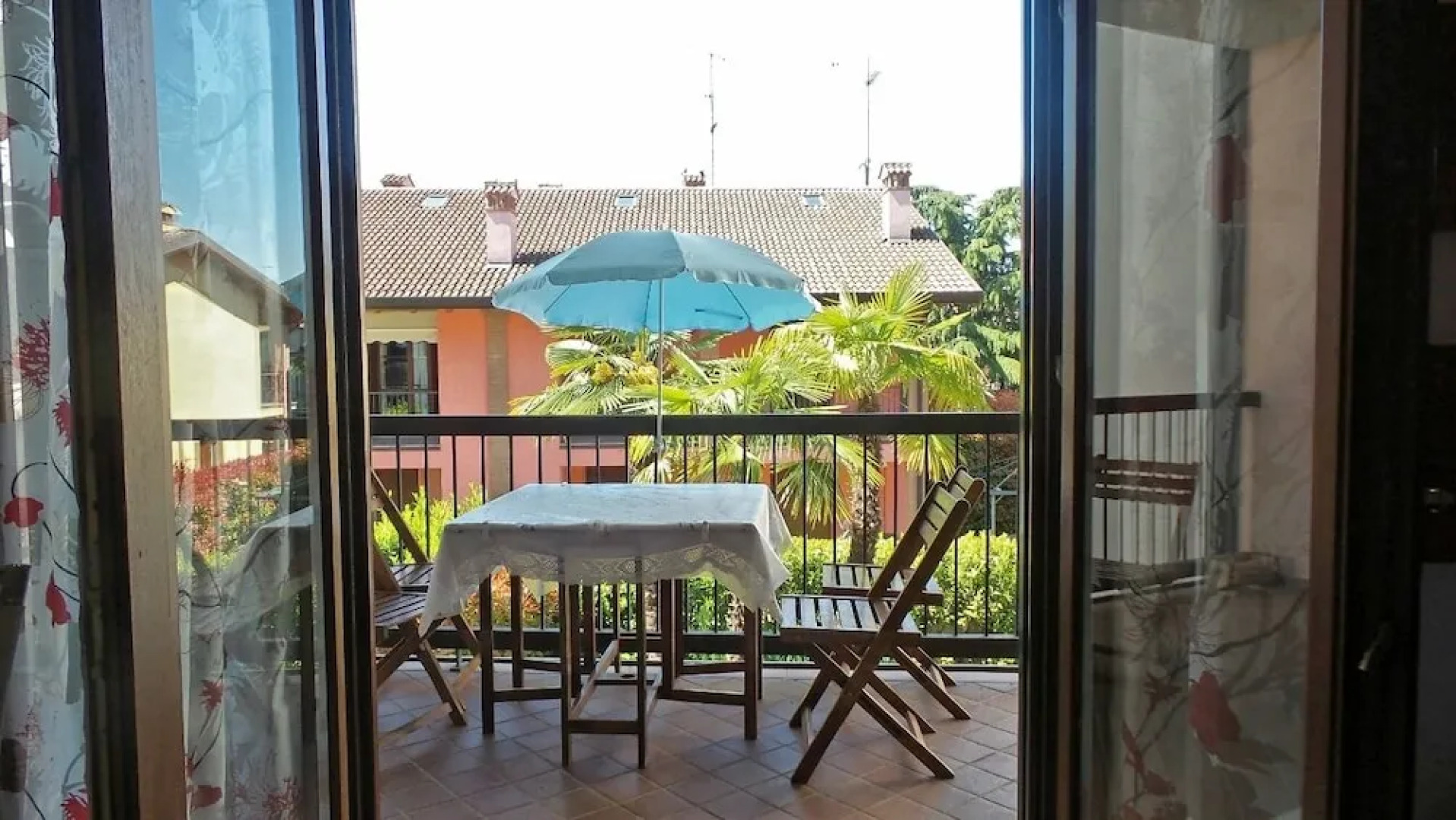 Blue Garda Apartments