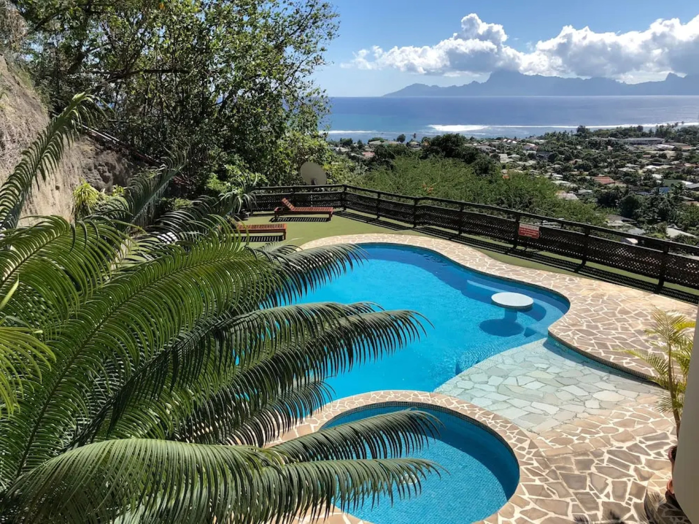 F2 Little Eden - Tahiti - Vue Moorea Holiday home 1