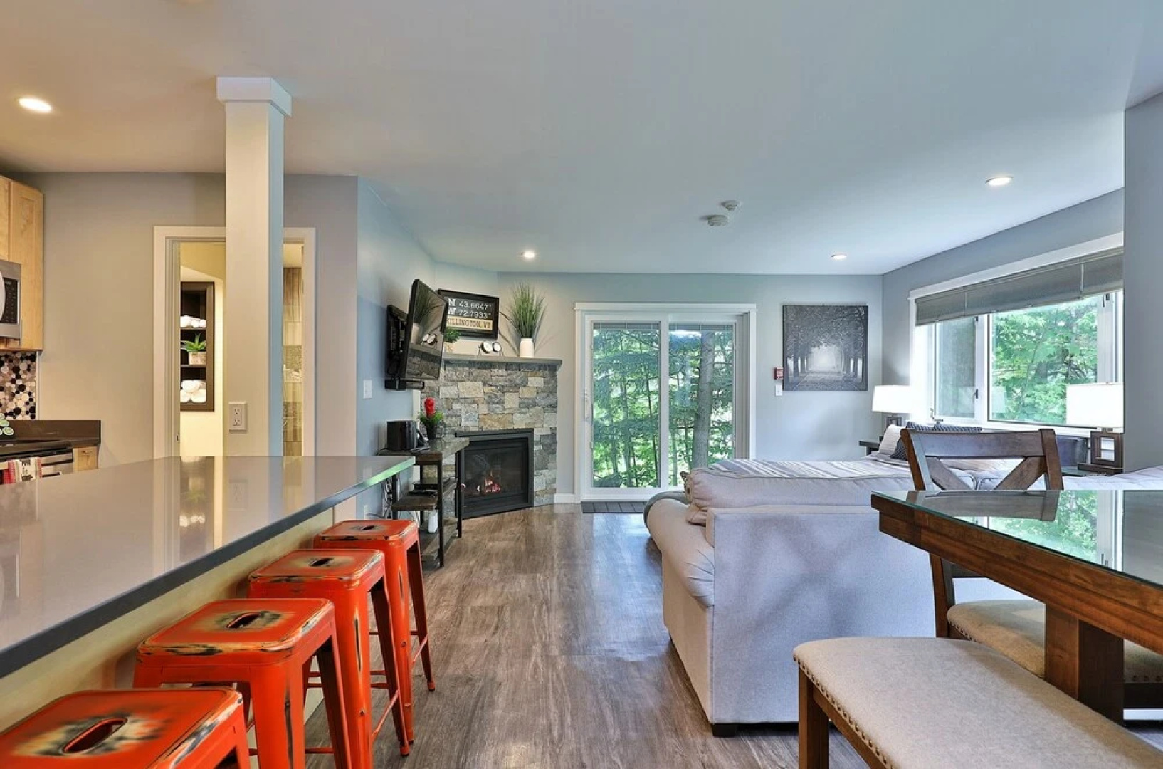 The Grande Suite at Killington: Sleeps 10 Guests, Close to Mountain!